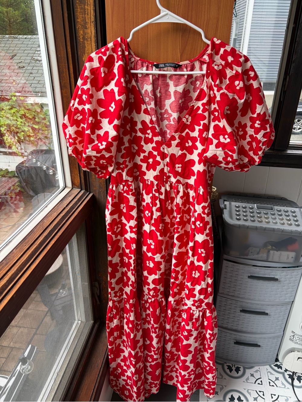 Zara Red and White Floral Maxi Dress with Puff Sleeves